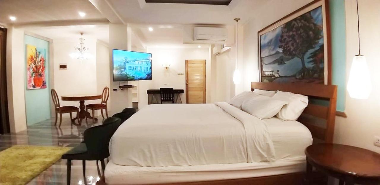 The Carmelence View Bed & Breakfast Tagaytay City Екстериор снимка