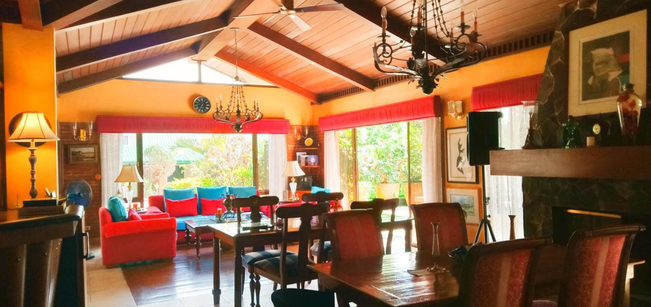 The Carmelence View Bed & Breakfast Tagaytay City Екстериор снимка